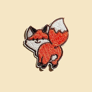 Iron-On Kawaii fox patch/woodland animals/animal patch/animal lover/fox lover gift/cute fox/foxy fox/red fox/Embroidered/Applique Motif