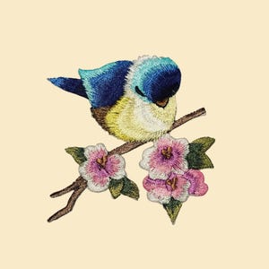Iron-On Blue Tit Birds Patch/Animal Badge/DIY Embroidery/Decorative Patch/Embroidered Applique/Birds Lover/Applique Motif/Accessory Stickers