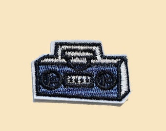 Classic Retro Radio Iron On Patch/Applique Motif/Edge Burn Out/Vintage Patch/Retro Lover/Music Lover/Decorative Patch/Cassette Player