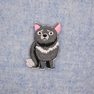 Iron-On Tasmanian Devil Patch/Australia Animal Badge/Decorative Patch/DIY Embroidery/Embroidered Applique/Cute Patch/Animal Lover Gift image 4