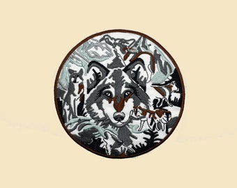 Large Forest Wolfs Iron-On Patch/Nature Animal Badge/Wolf Badge/Decorative Patch/DIY Embroidery/Embroidered Applique/Animal Lover Gift