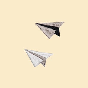 Iron-On Paper Plane Patch/Paper Plane Badge/Travel Badge/Decorative Patch/DIY Embroider/Embroidered Applique/Paper Planes Lover Gift
