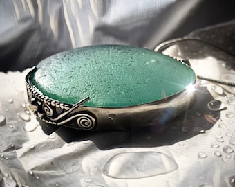 EXAMPLE— ¡LARGE seaglass pendant. Yours would be custom made. Genuine seaglass and sterling silver pendant