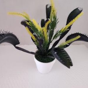 Artificial venus fly trap BLACK in pot