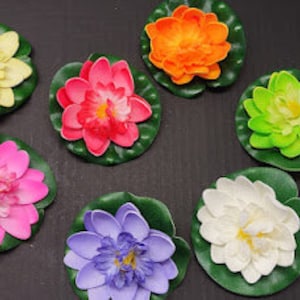 Artificial lotus pond or aquarium decoration