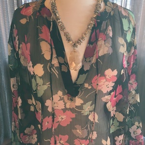 Custom Couture 3X Black sheer floral blouse with khaki quartz and shell custom necklace 1362 image 4