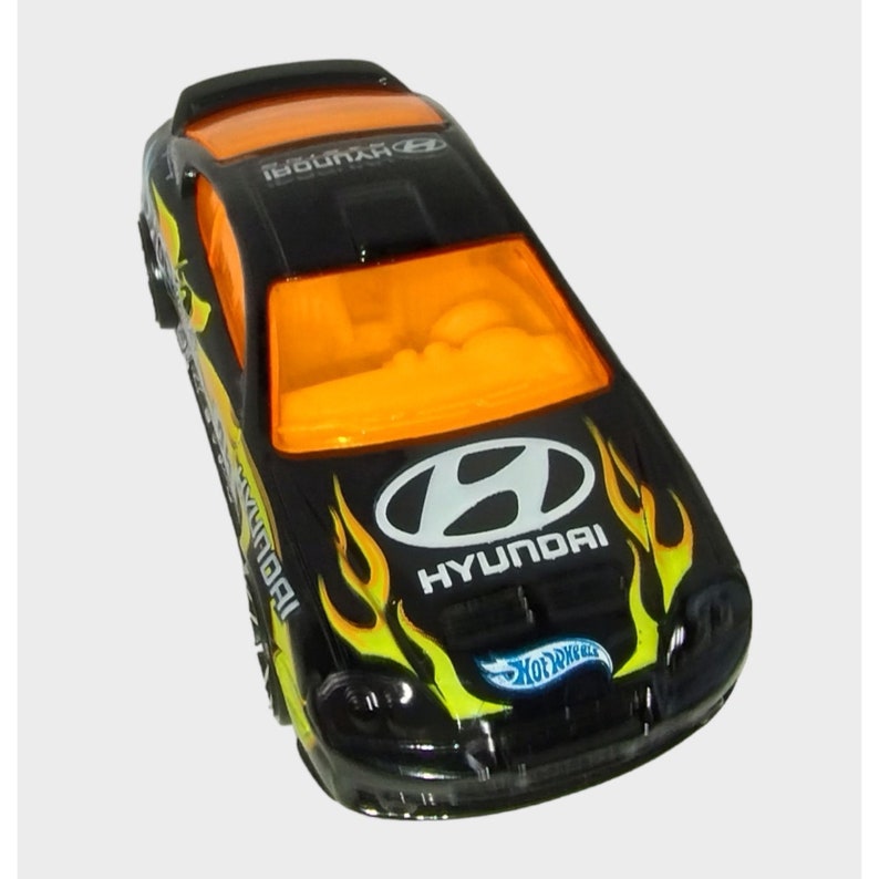 Vintage 2001 Hot Wheels Hyundai Tiburon Racing Flames Diecast Car loose ...