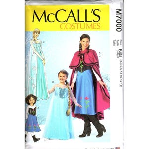 McCall&#39;s M7000 Girls 3 to 14 Frozen Elsa and Anna Costumes Dress Sewing Pattern