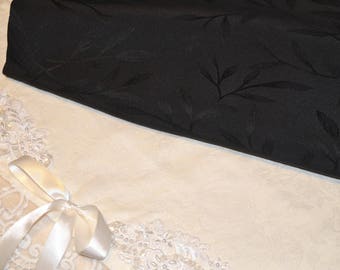 coupon de tissu d'ameublement noir Polyester avec feuillage