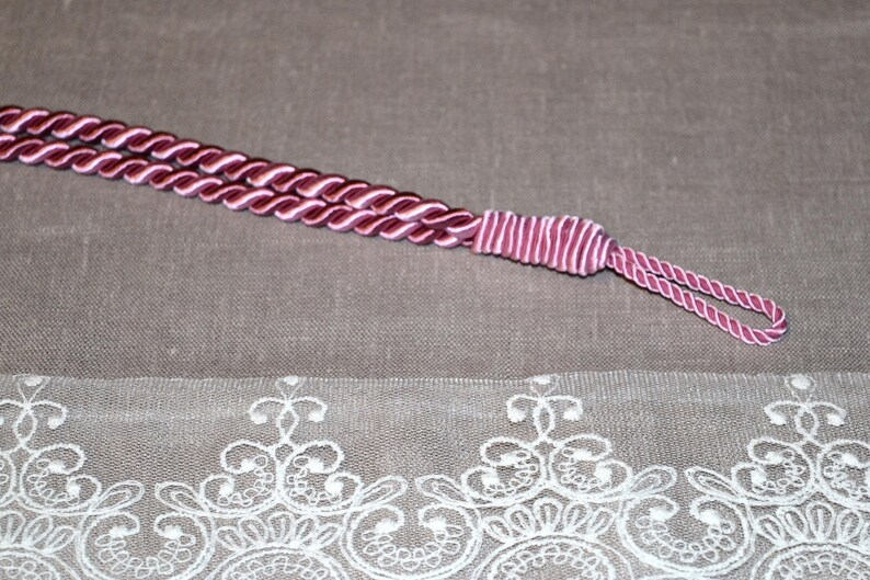 Embrase en passementerie rose 57 cm image 1