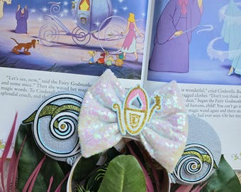 Carruagem de Abóbora com Orelhas de Rato e detalhes nas costas