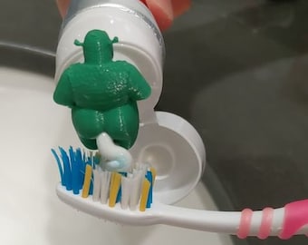 Shrek pooping toothpaste topper