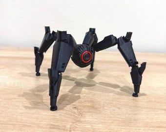 Leaper Arc Raiders Figurine Display