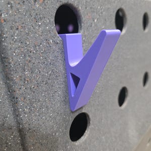 ラフランド ケンネルフック。丈夫で取り付けも簡単。フリーサイズで、ラフランドの全機種にぴったりフィットします。