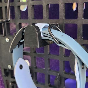 Crochet pour porte de chenil Ruffland. Organisateur de laisse et de collier. Facile à monter et résistant à la chaleur.