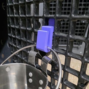 Ruffland Kennel Bucket Hook. Easy to install and remove quickly, snug fit.