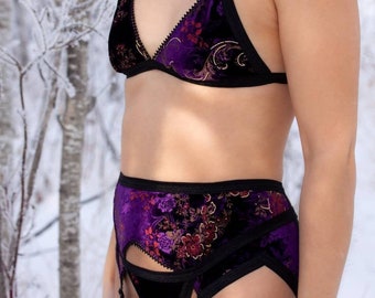 Floral Printed Velvet Lingerie Set