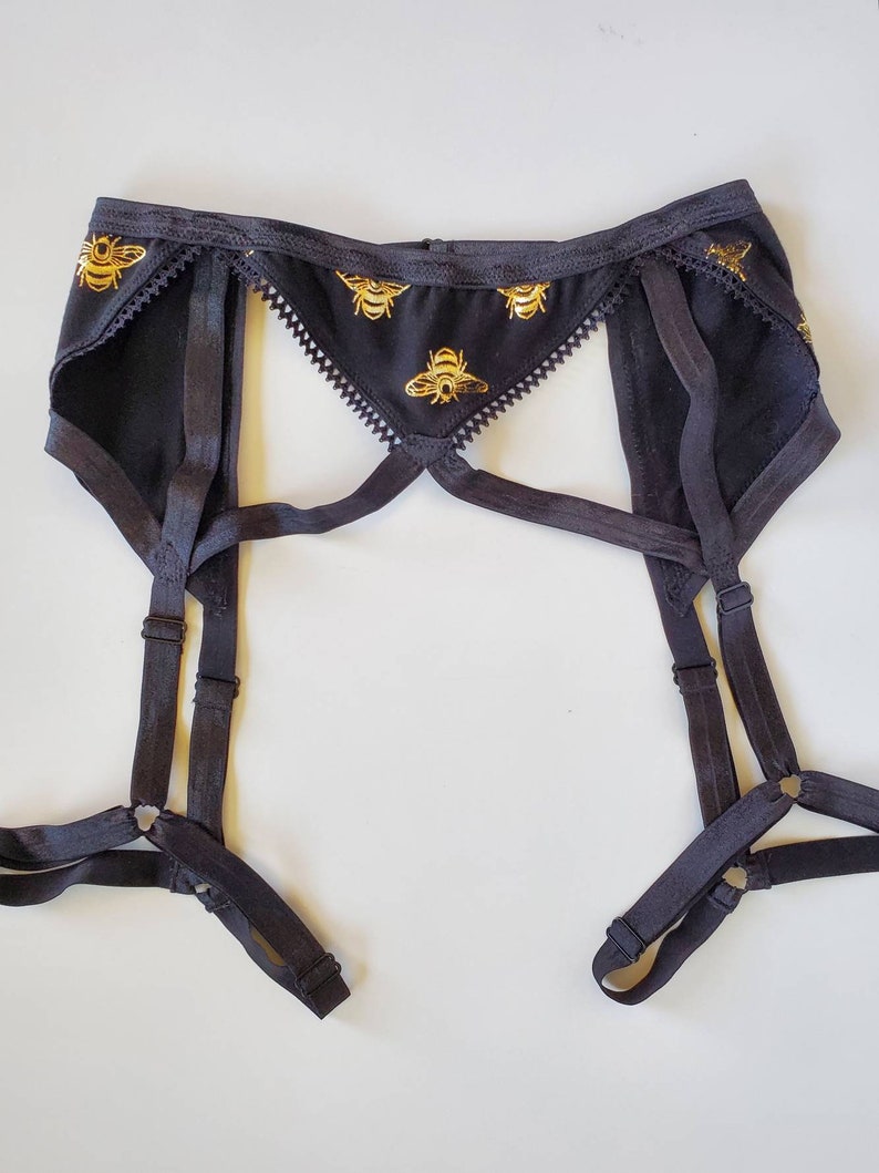 Honey Bee Garter Harness