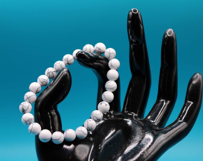 Howlite Stretch Bracelet – 8mm Beads