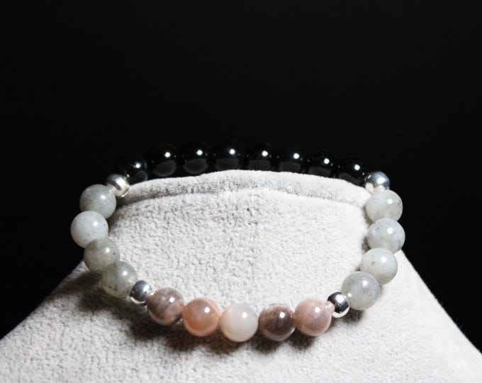 Black Moonstone Bracelet: Onyx and Labradorite Healing Crystals
