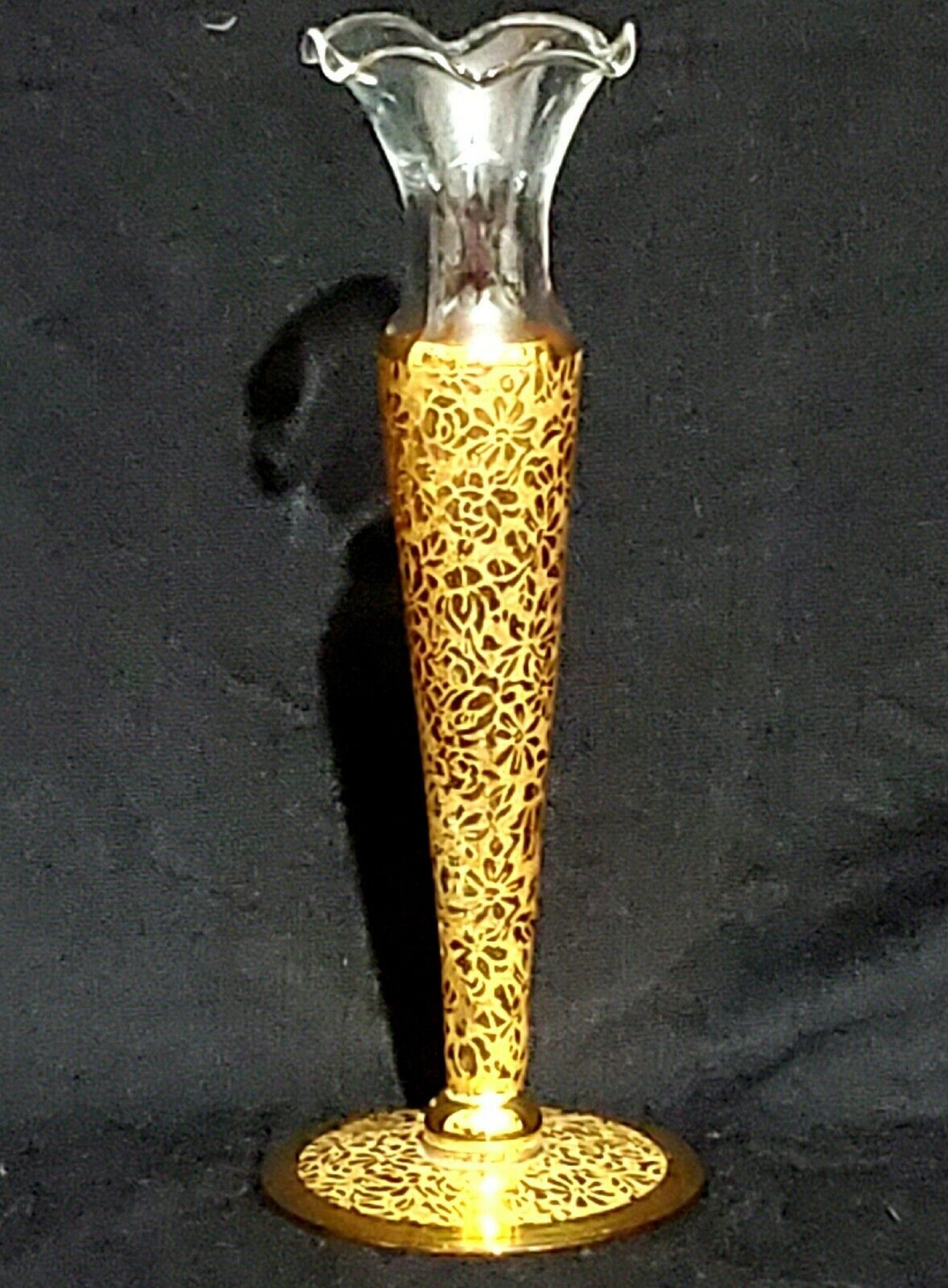 Glastonbury Lotus Daisy Fields 22kt Gold Crystal Glass Vase Encrusted