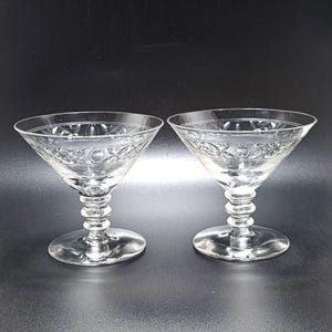 2 Art Deco Cut Crystal Coupes 3.7&quot; Glasses Champagne Sparkling Wine vtg elegance antique drinkware