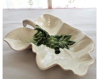 Hull Pottery Tuscany Console Bowl Centerpiece Dish 14" Grape Leaf vintage 1950s