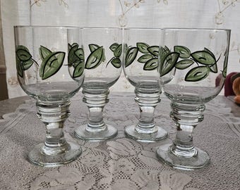 Pfaltzgraff Tango Ice Tea Glasses 14oz water goblets botanical green leaf glass wine Stemware Drinkware