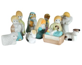 Miniature Bisque Nativity Set 11pc boxed complete tiny 2" Holy Family animals