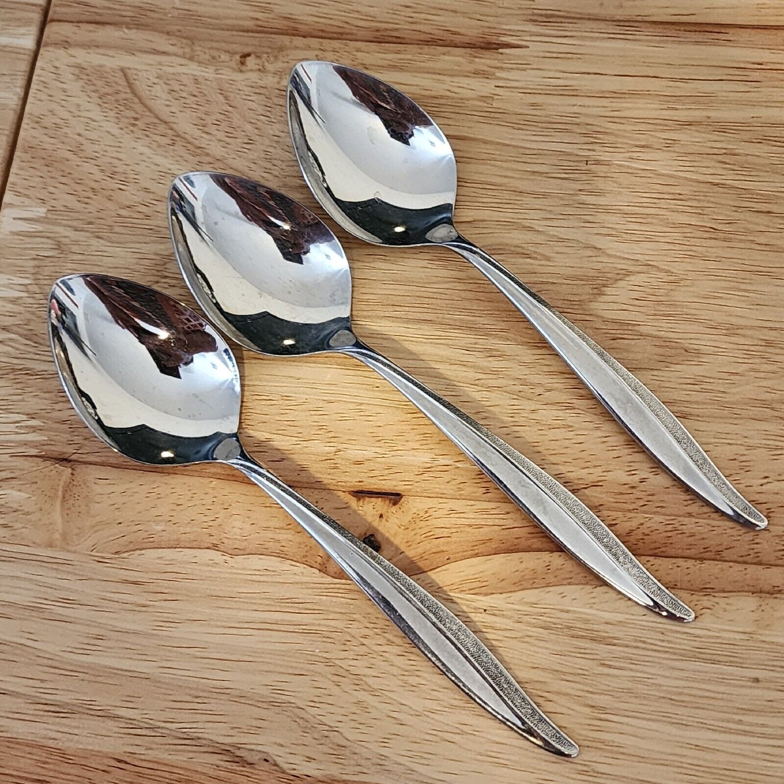 Oneidacraft Textura Stainless 3 Soup Spoons Oneida Deluxe Etsy