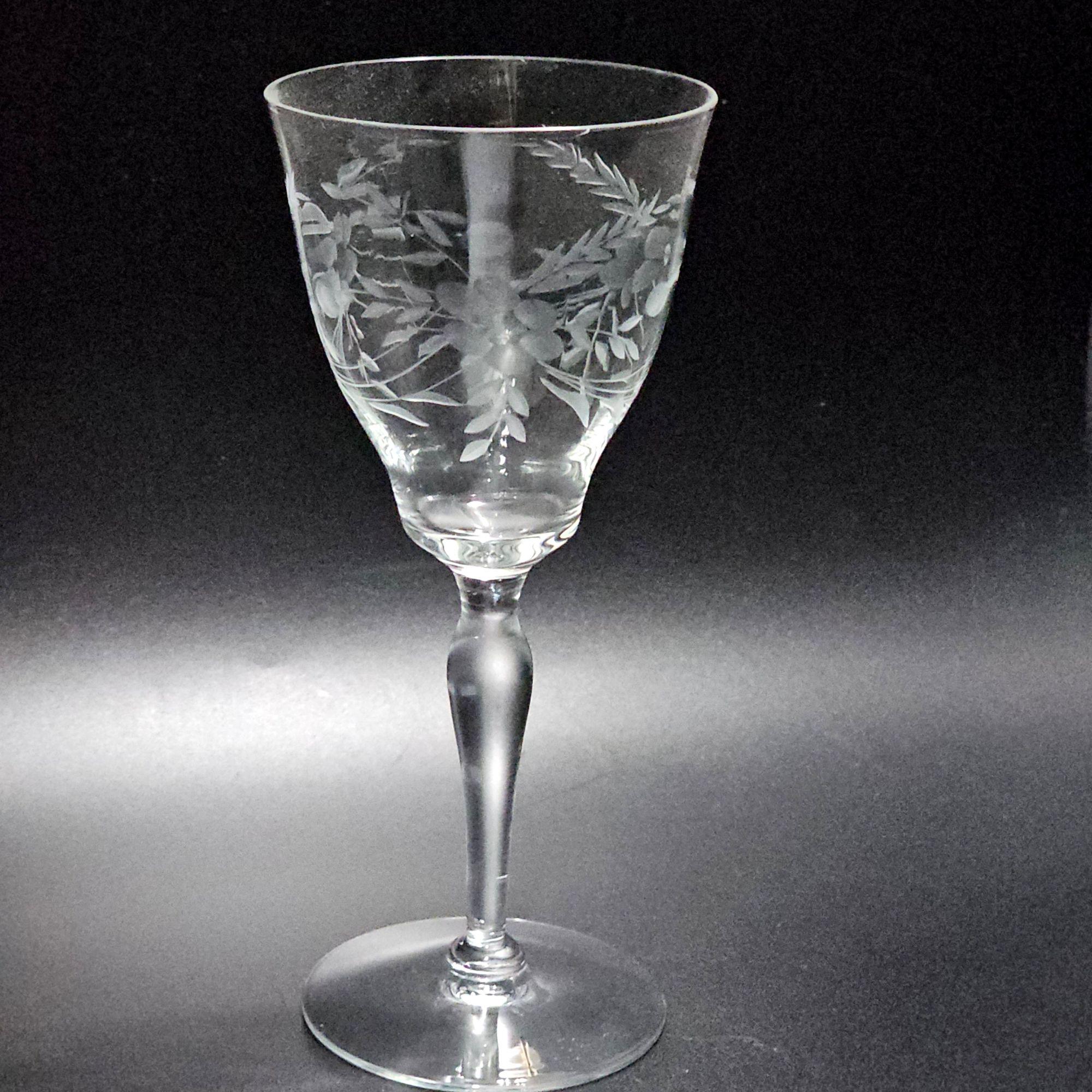 Etched Crystal Wildflower Wine Glass 7.5