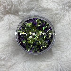 Scales, Glitter, Polyester Glitter, Color Shift Glitter, Holographic Glitter, Chunky Glitter, Chunky, Color Changing Glitter, Purple