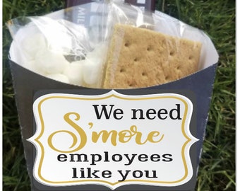 Personalized S&#39;mores Gift Box: Employee Appreciation Favor