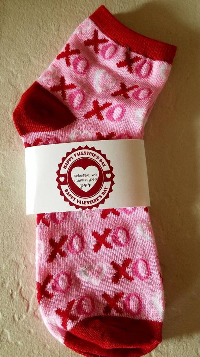 Personalized sock gifts custom sock wrap gift unique Valentine's Day mature classroom treats favors socks gifts cheap affordable gift Xoxo ladies 9-11