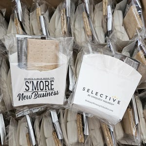Personalized Business Corporate S'mores box Kit: Employee tradeshow giveaway popby or Client Appreciation Gift