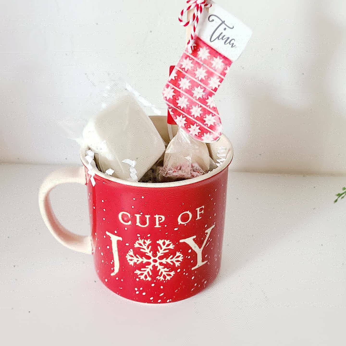 Festive Drink Toppers and Winter Mugs for Hot Chocolate and Holiday  Beverages (Gift Ideas) - The Inspired Room