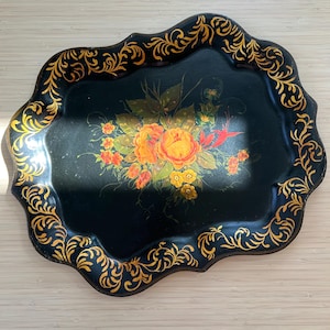 Vintage Painted Metal Tray: Eastern European Floral Scalloped Decor