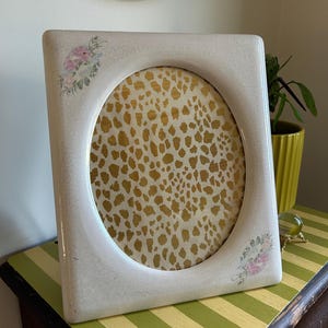 vintage ceramic picture frame, floral ceramic frame, vintage photo frame