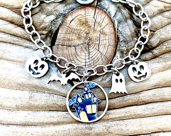 Halloween charm Bracelet, Teacher Halloween, pumpkin bracelet, spooky bracelet, trick or treat, jack o lantern, Haunted house, bat jewelry,