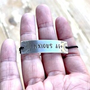 Anxious AF Bracelet, Hand Stamped bracelet, word bracelet, mental health awareness, gift for sister, Anxiety bracelet, valentines gift afbeelding 3