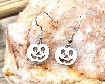 Jack o lantern earrings, Halloween accessories, jack o lantern jewelry, pumpkin earrings, sterling silver, trick or treat, hypoallergenic