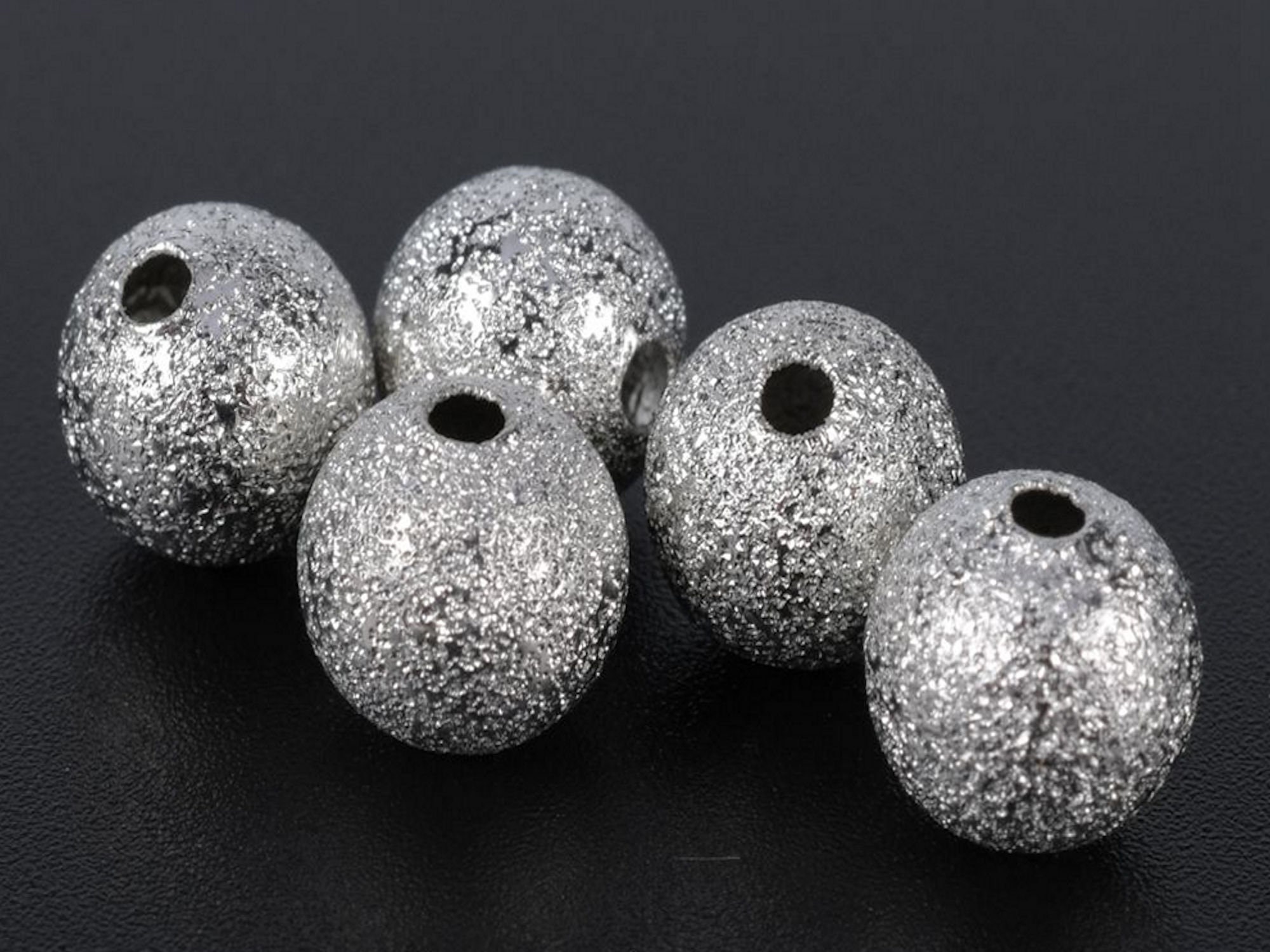 Lot De 30 Perles Stardust 6mm Multi-couleurs - Marque SAVMER, Pour Créations