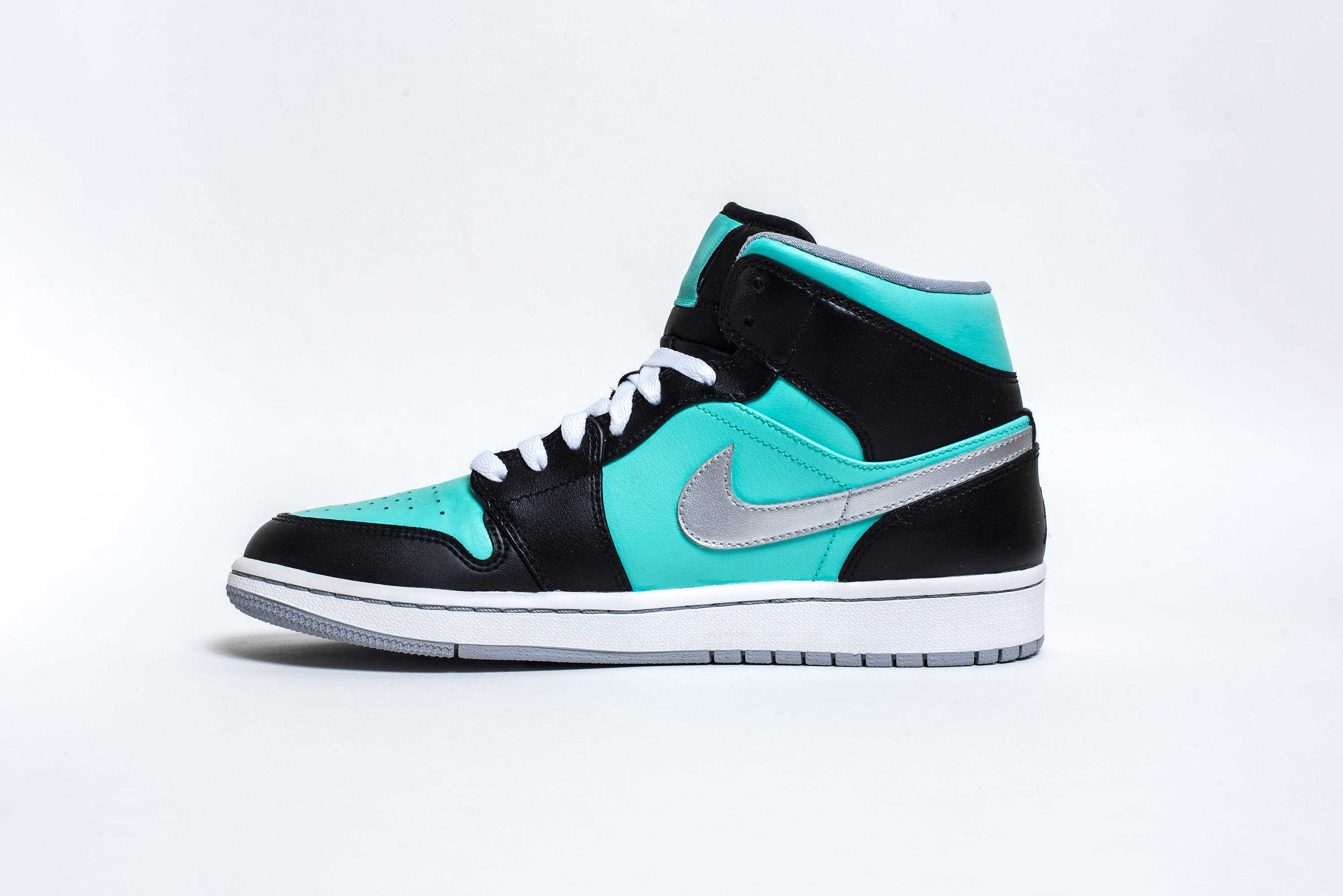aj1 tiffany blue