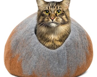 Cat House Cave  - Warm and Soft Cat Cave Bed/Pet house/Pet bed - Handmade from Pure Merino Wool in Himalayan, Nepal Cat bed House