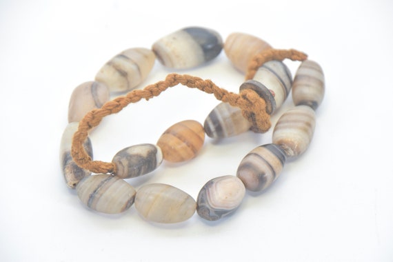 Ethnic Necklace Vintage agate necklace strand aga… - image 1