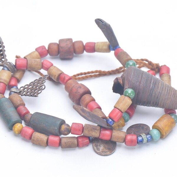 Ethnic necklace horn, glass, Conch shell, coin, Naga Bead Nepal Jewelry jantar bead Naga Necklace Tribe head nagaland necklace Nagaland Bead