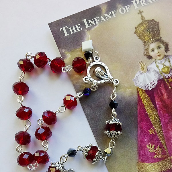 Infant of Prague Chaplet/prayer beads/Glass Crystal Beads/Child Jesus