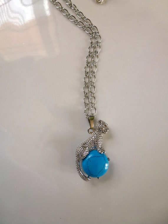 turquoise cabochon pendant