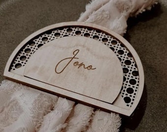 Wooden Name Place Cards, Names for Weddings, Names Tags, Place Cards, Christening Favour, Guest Favours, Bonbonniere Ideas, Semi Circle Card