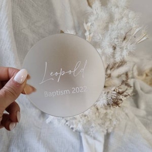 Gepersonaliseerde acrylonderzetters, aangepaste plaatskaarten voor doop, met cystom gegraveerde evenementonderzetter, gepersonaliseerde gunsten, onderzetters met namen